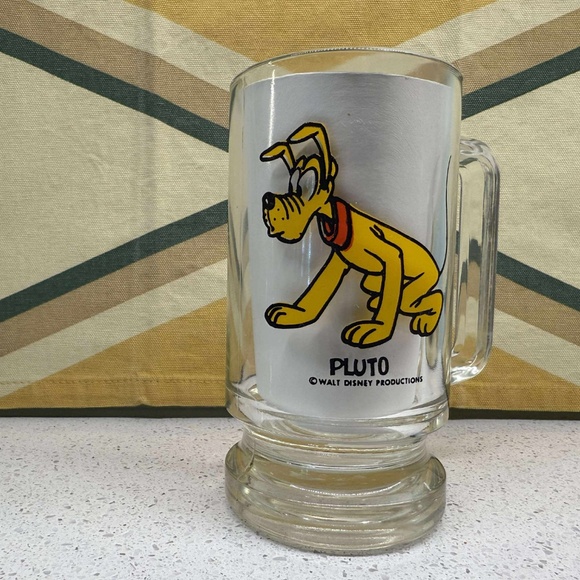 VINTAGE DISNEY GLASS MUGS - MICKEY MOUSE & PLUTO - Picture 4 of 5